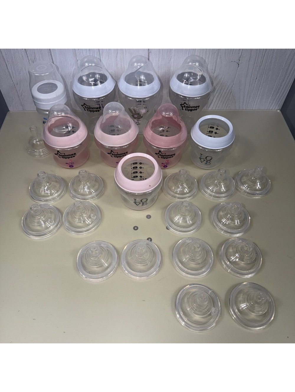 Tommee Tippee & Avent Baby Bottle and Nipple Lot